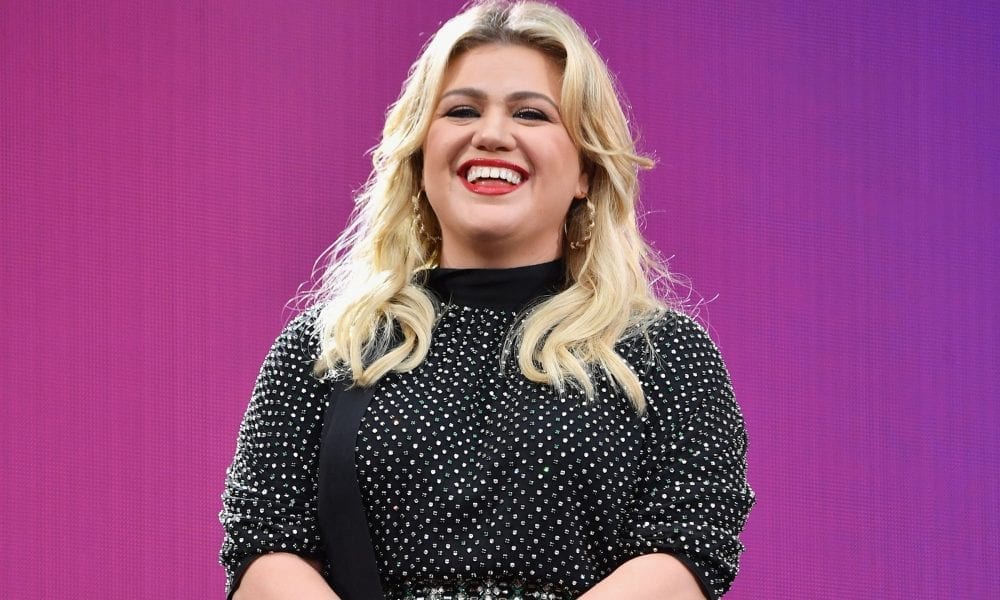 The Surprising Reason Why Kelly Clarkson Fears Covering Despacito